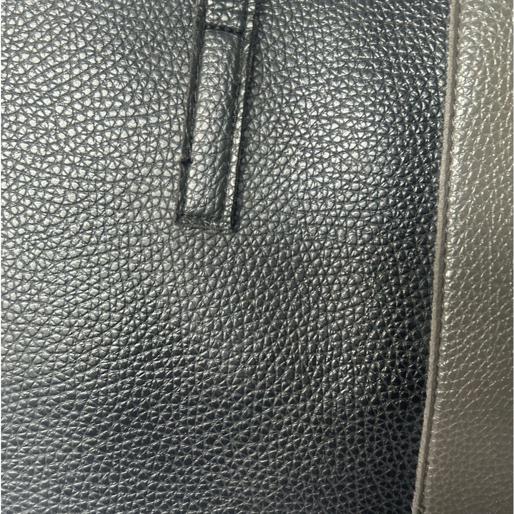 Vince Camuto Black Pebbled Soft Leather Gray Stripe Tote Laptop Bag - Picture 2 of 8